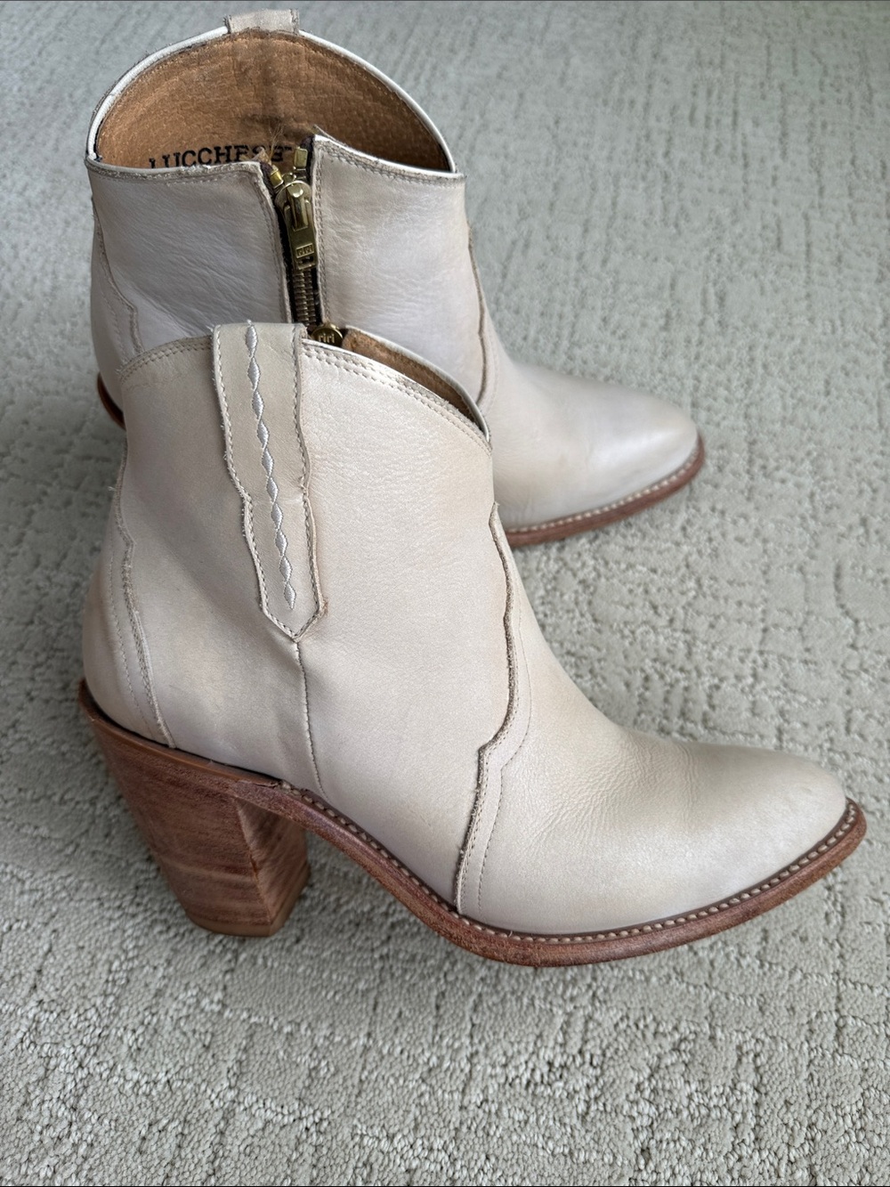Lucchese Ivory Leather Western Ankle Boots Booties 8.5 B